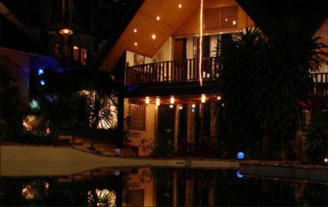 พรินเซส ออฟ โครอน Hotel โกรอน ภายนอก รูปภาพ